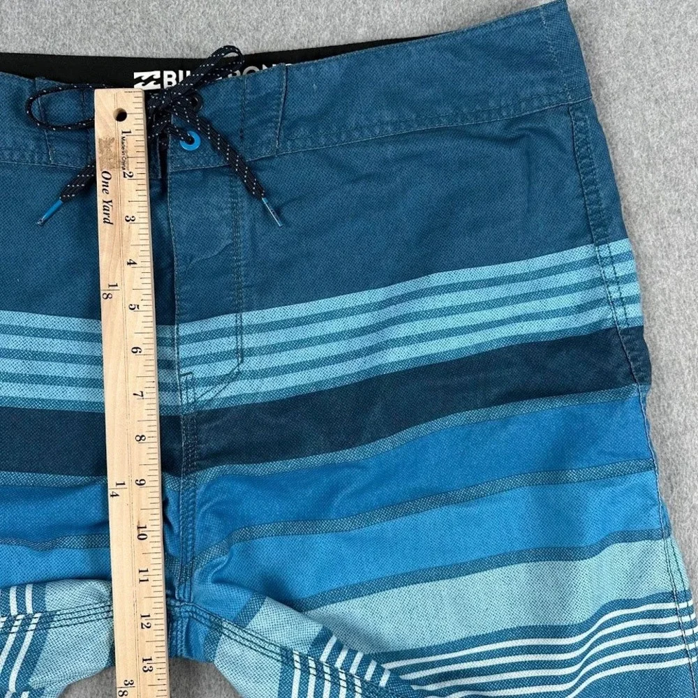 Billabong Mens Blue Striped Board Shorts‎ Swim Trunks Size 36